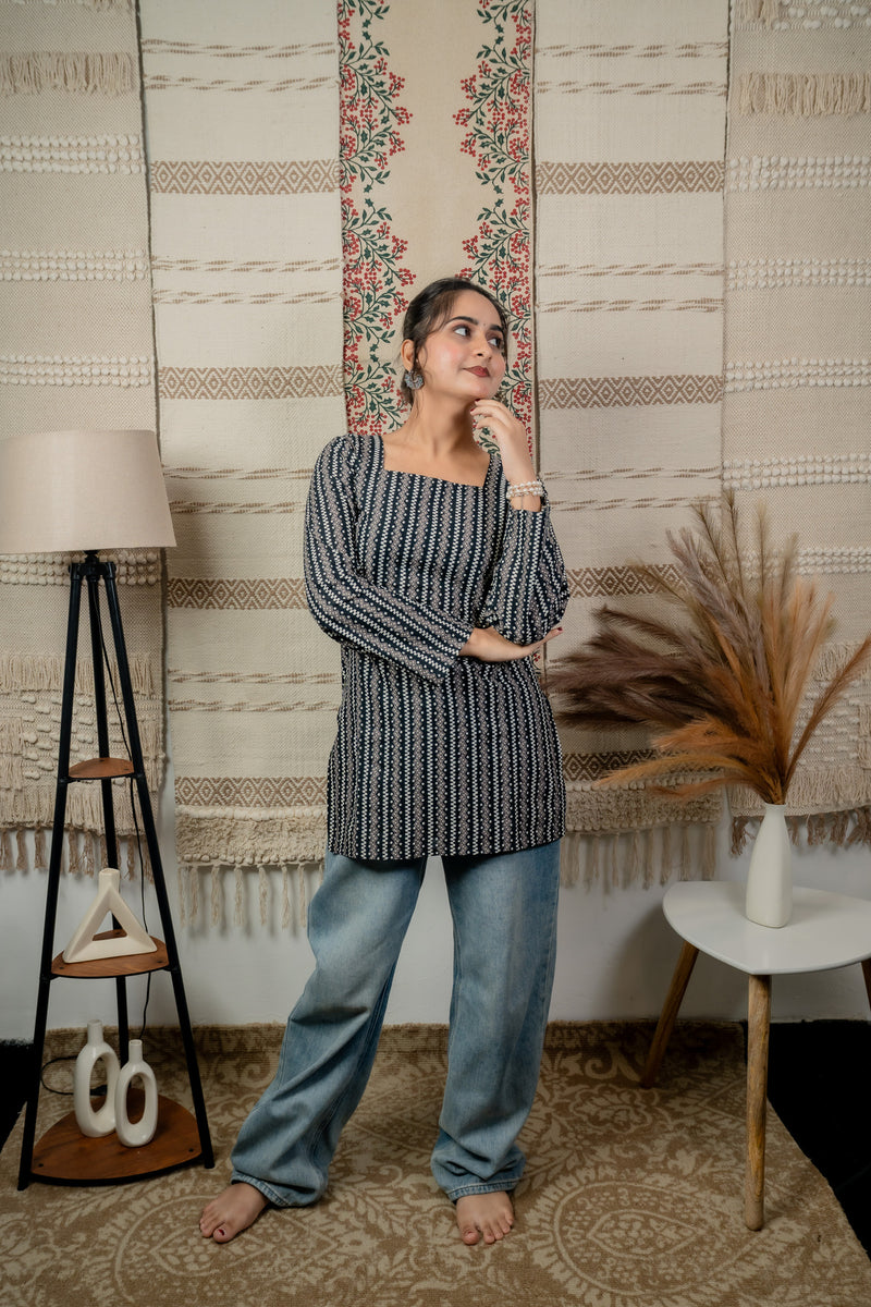 Veerja Black Back-Tie Kurti