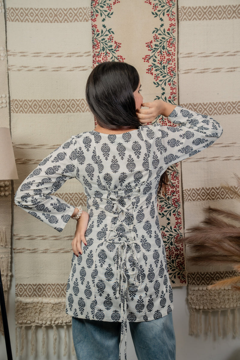 Veerja White Back-Tie Kurti