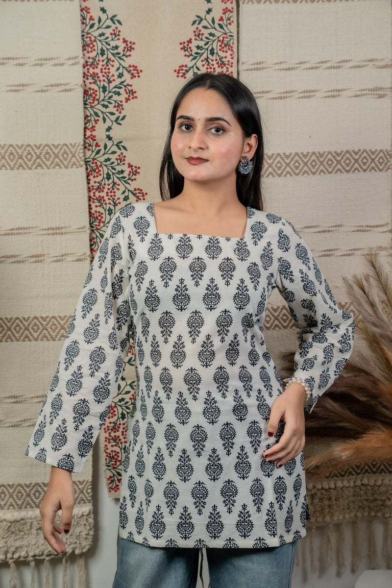 Veerja White Back-Tie Kurti