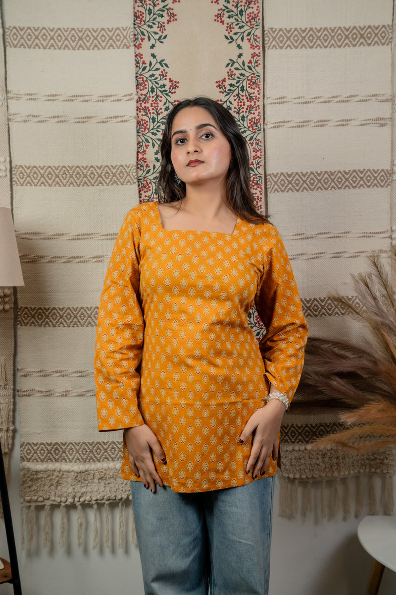 Veerja Mustard Back-Tie Kurti
