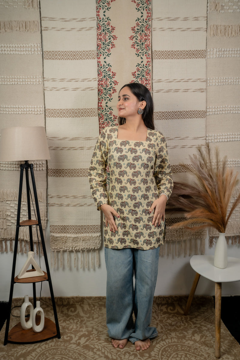 Veerja Creme Back-Tie Kurti